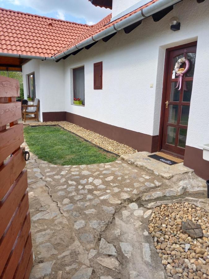 Vila Idill Ueduelohaz Tiszafüred Exteriér fotografie