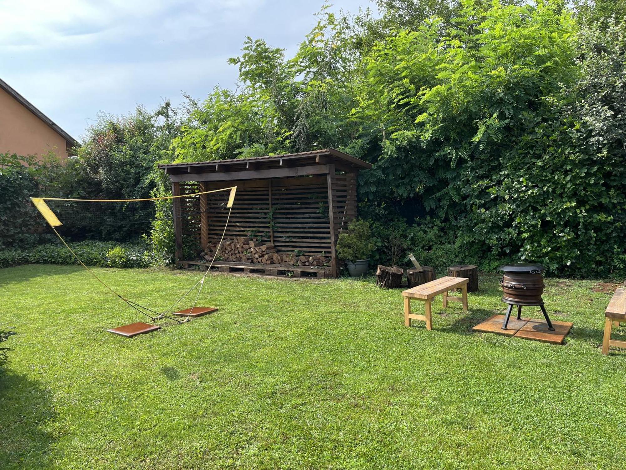 Vila Idill Ueduelohaz Tiszafüred Exteriér fotografie