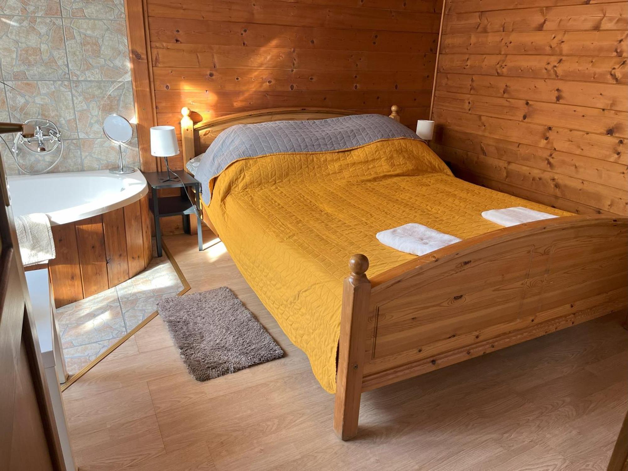 Vila Idill Ueduelohaz Tiszafüred Exteriér fotografie