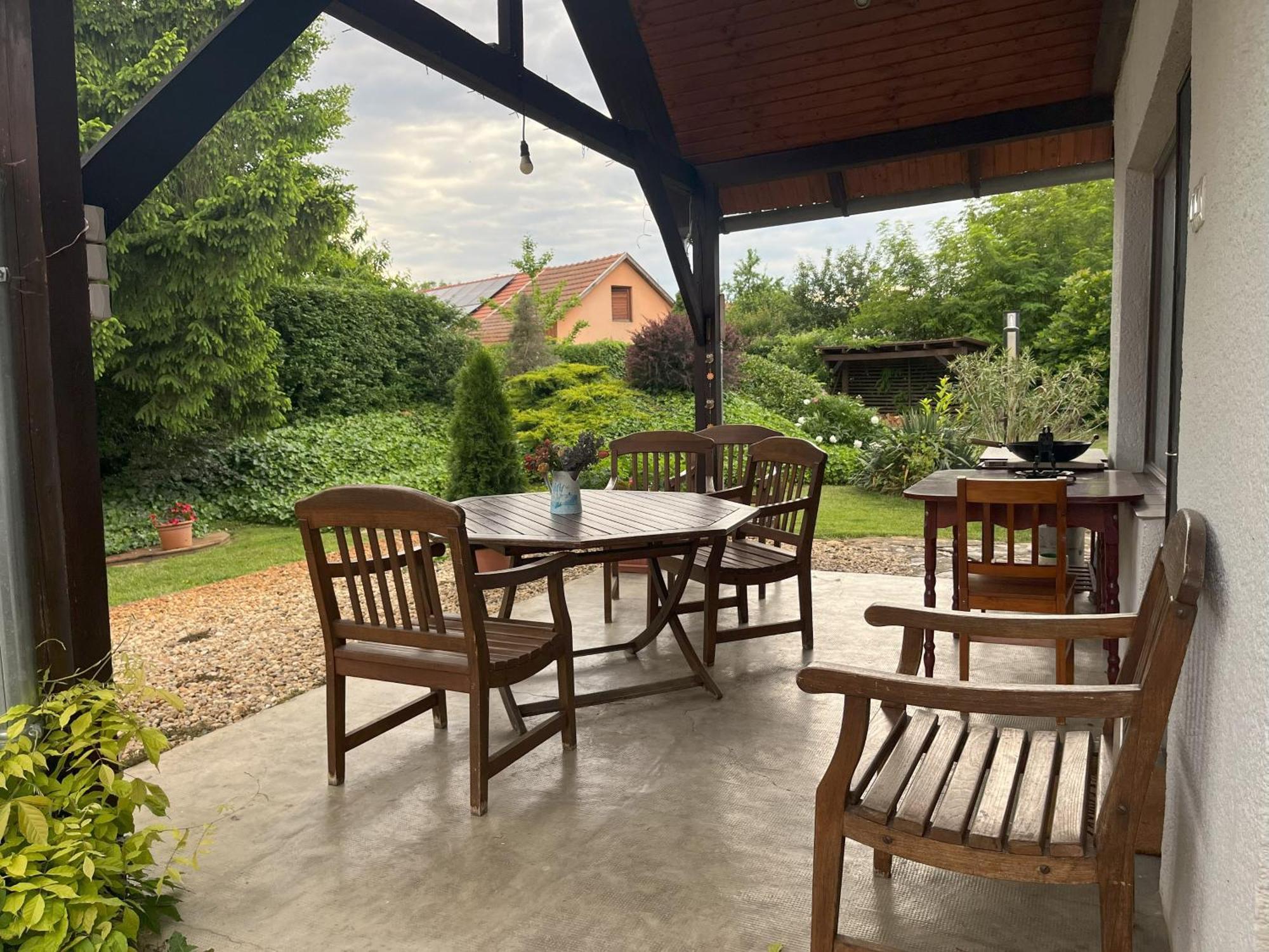 Vila Idill Ueduelohaz Tiszafüred Exteriér fotografie